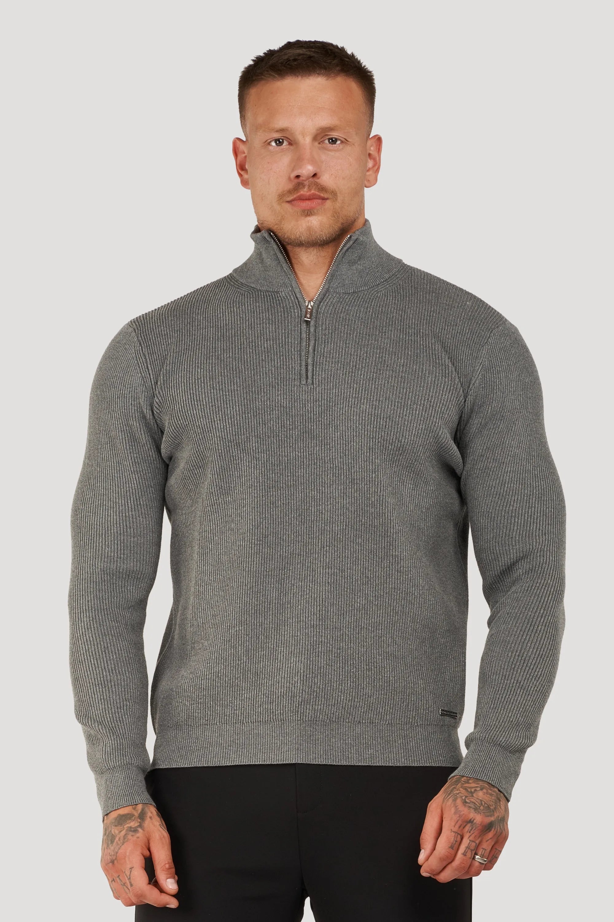 THE RENZO HALF ZIP SWEATER